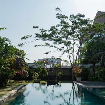 Villa Manggala - 13 Mins Walk To Berawa Beach Canggu Eksteriør billede