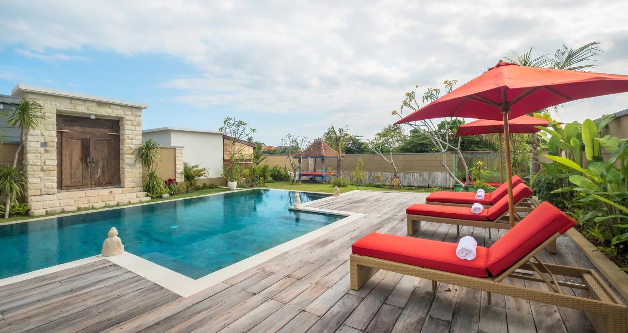 Villa Manggala - 13 Mins Walk To Berawa Beach Canggu Eksteriør billede
